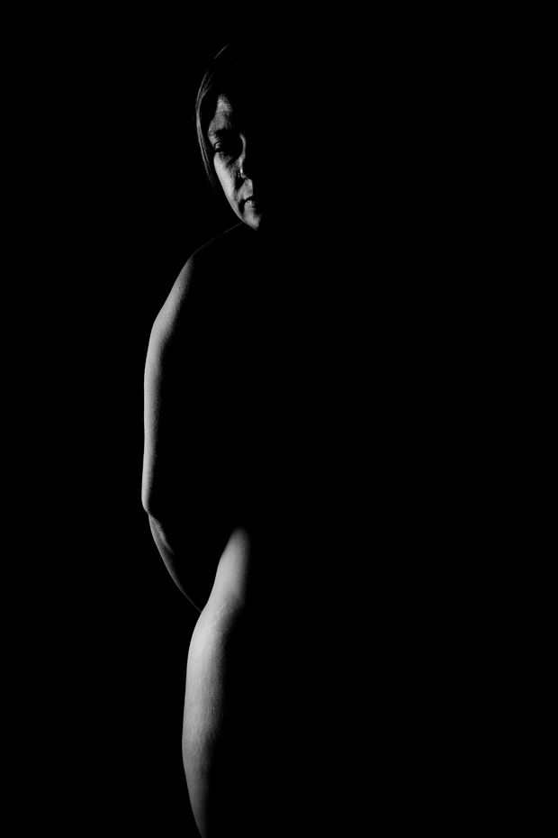 side light artistic nude photo by photographer andre