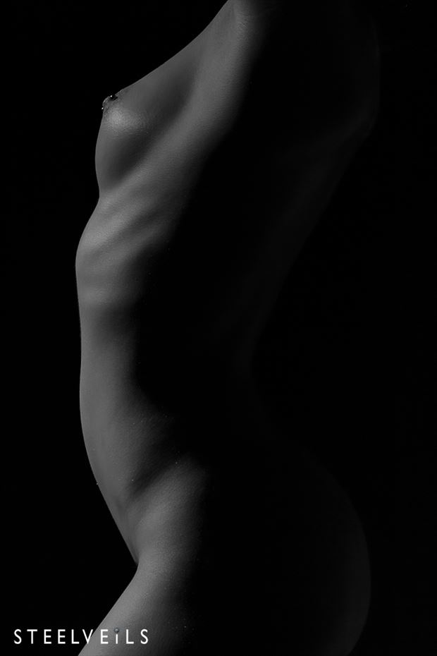 side of saliece artistic nude photo by photographer steelveils