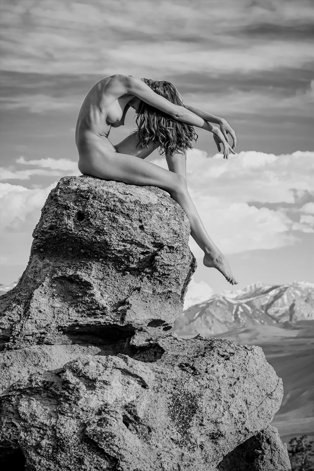 sierra siren artistic nude photo by photographer philip turner