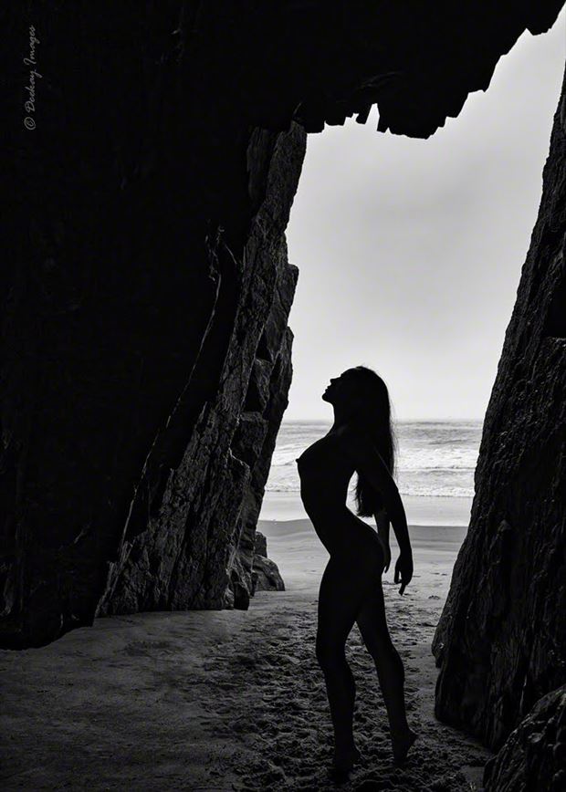 silhouettes in the caves artistic nude photo by model seraphina