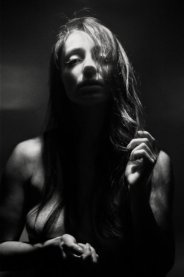 simona artistic nude photo by photographer martina %C5%A1imkov%C3%A1