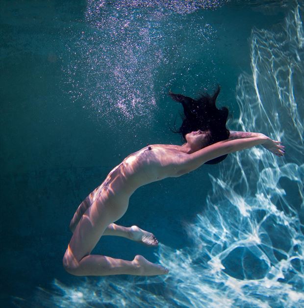 siren suspended artistic nude photo by photographer thatzkatz