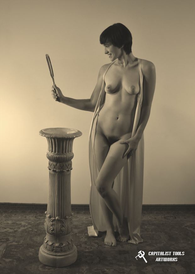 sirena with mirror artistic nude photo by photographer capitalist tools