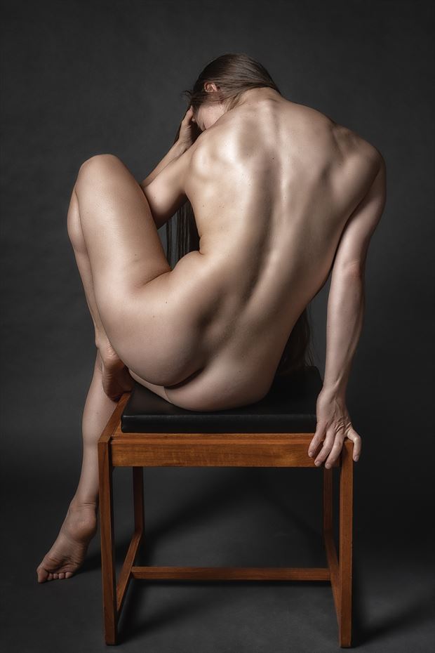 sitting pretty 2 artistic nude photo by photographer rick jolson
