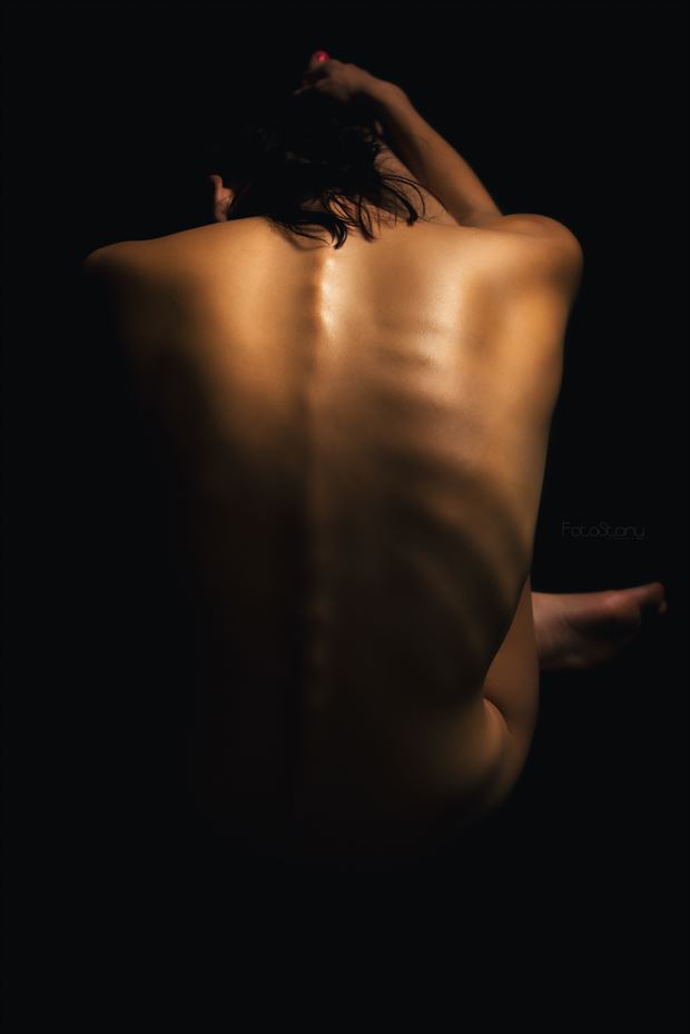 skeleton artistic nude artwork by photographer oliwier r