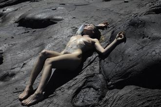 skin 2 skin artistic nude photo by model skylar rae dawn