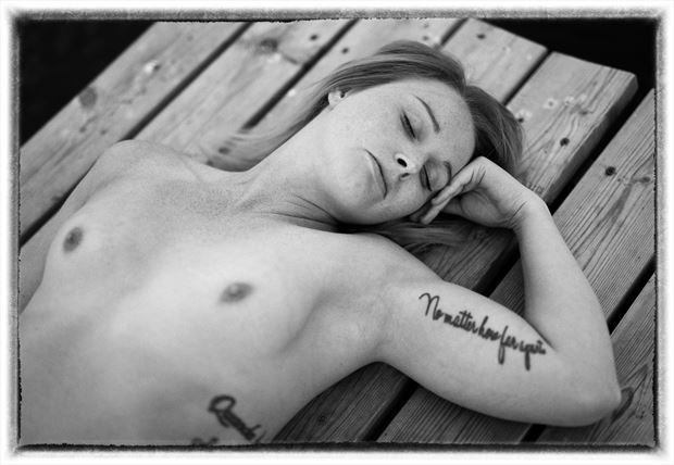 sleeping beauty artistic nude photo by photographer andreas fernandez