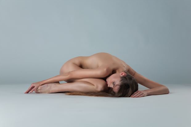 sleeping beauty artistic nude photo by photographer jonathan c