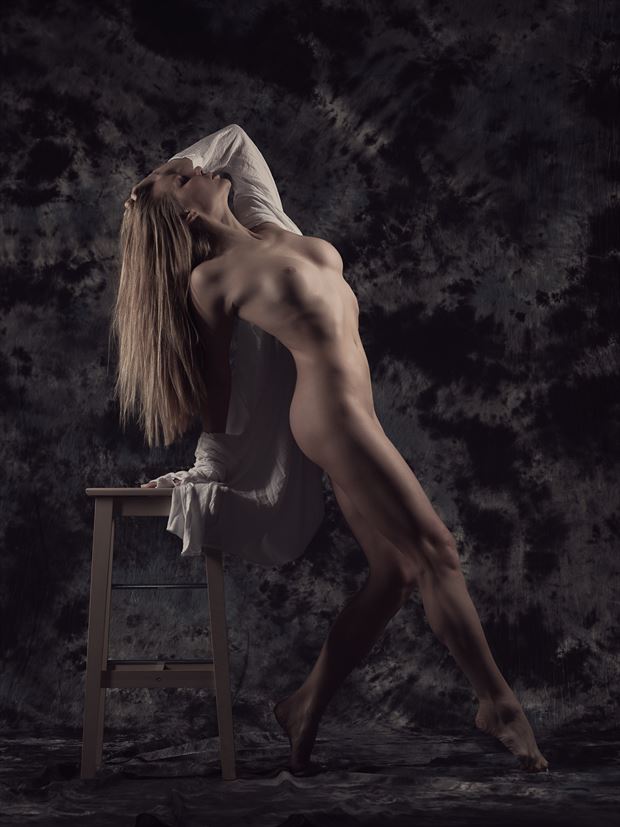 slouch artistic nude photo by photographer patriks