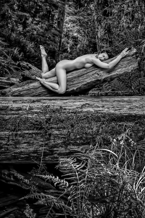 slumber with giants artistic nude photo by photographer philip turner