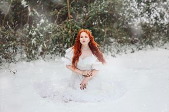 snow dove fashion photo by model lilithjenovax