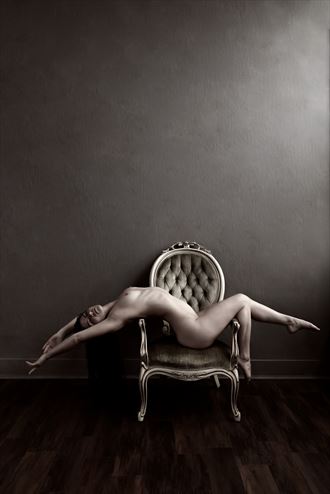 soliloquy artistic nude photo by photographer philip turner