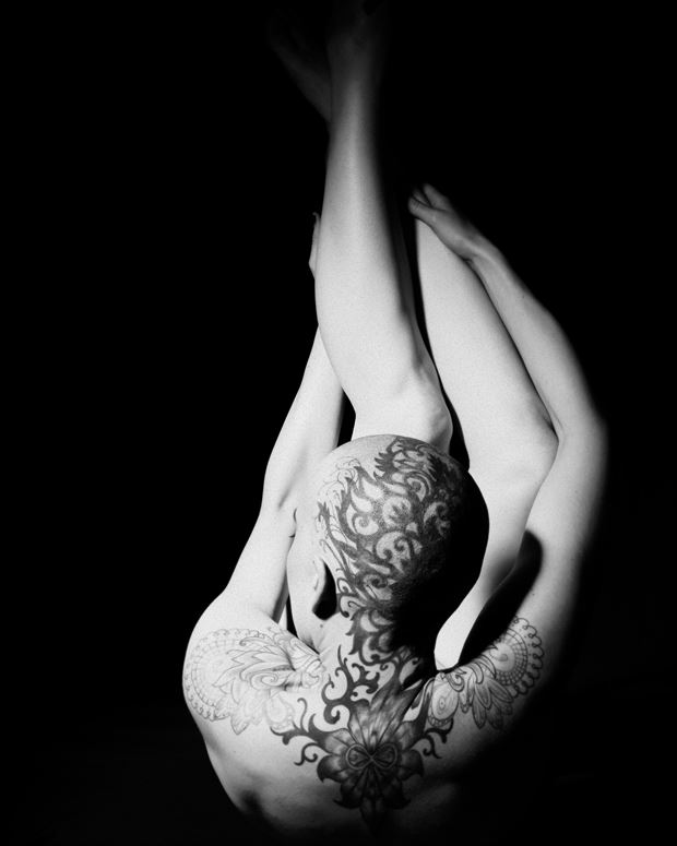 sp 24d artistic nude photo by photographer servophoto
