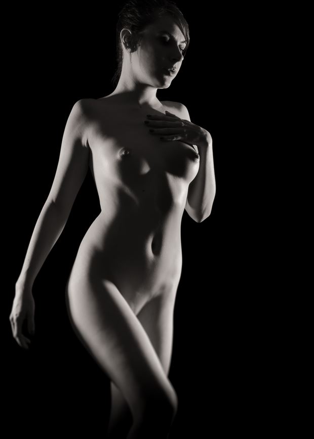 sp 284 artistic nude photo by photographer servophoto