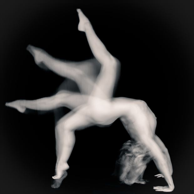 sp 39d artistic nude photo by photographer servophoto