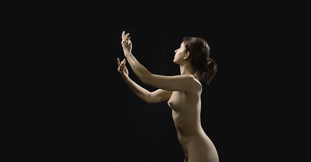 space Artistic Nude Photo by Photographer lawrencew