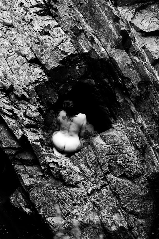 split rock artistic nude photo by photographer korry hill