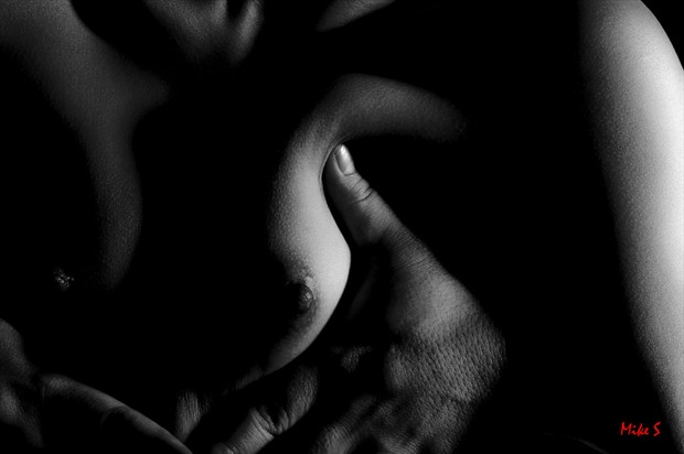 squeeze Artistic Nude Artwork by Photographer Mike S