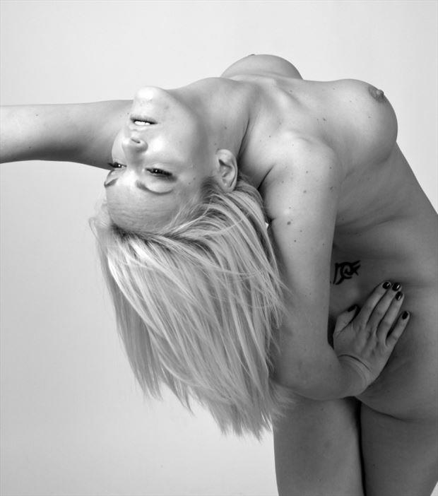 sretching 1 artistic nude photo by photographer iansimpson