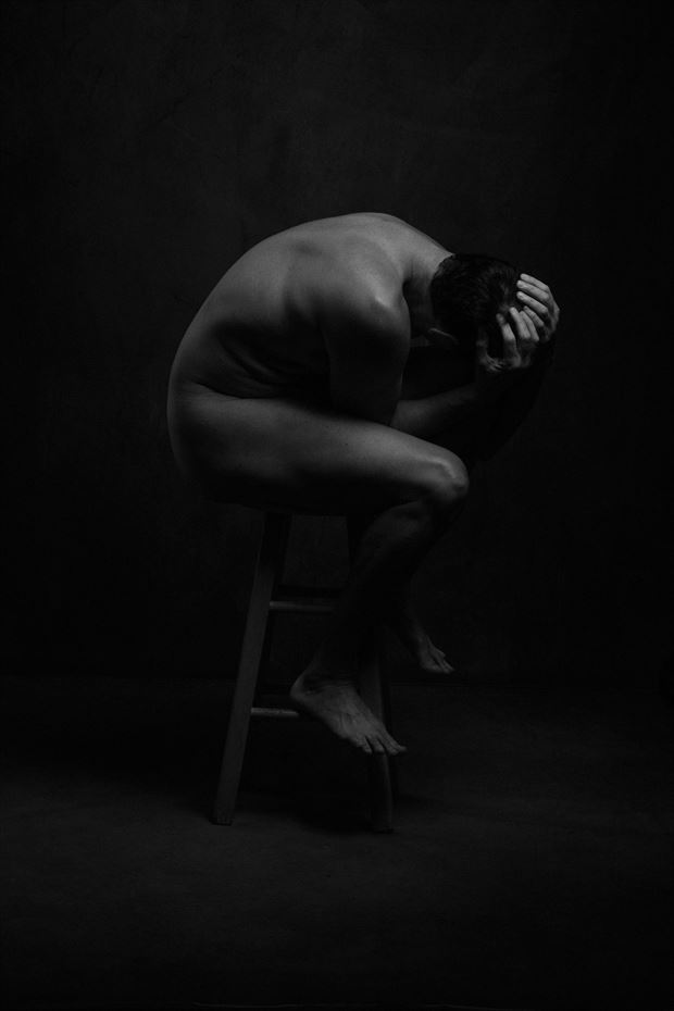 stooled artistic nude photo by model phenix raynn