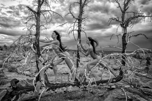 storm force artistic nude photo by photographer philip turner