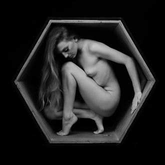 straggled soul in a box 05 artistic nude photo by photographer doc list