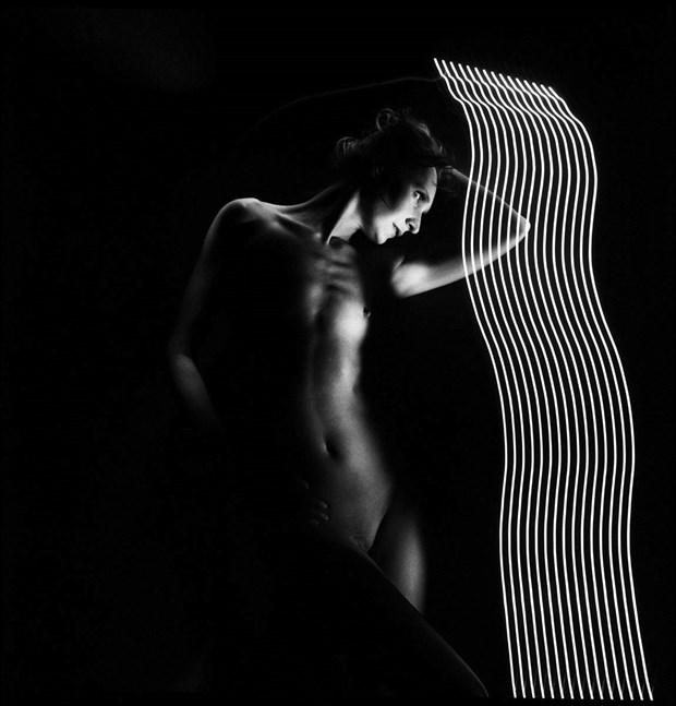stringlines Artistic Nude Photo by Photographer Jan_Mlcoch