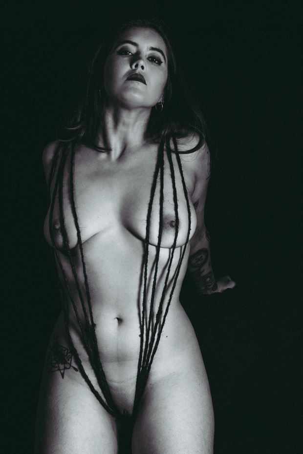 strings ii artistic nude photo by model mystique