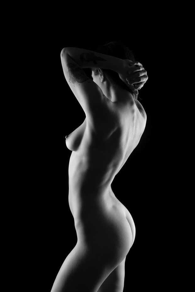 strong shoulders artistic nude photo by photographer dorola visual artist