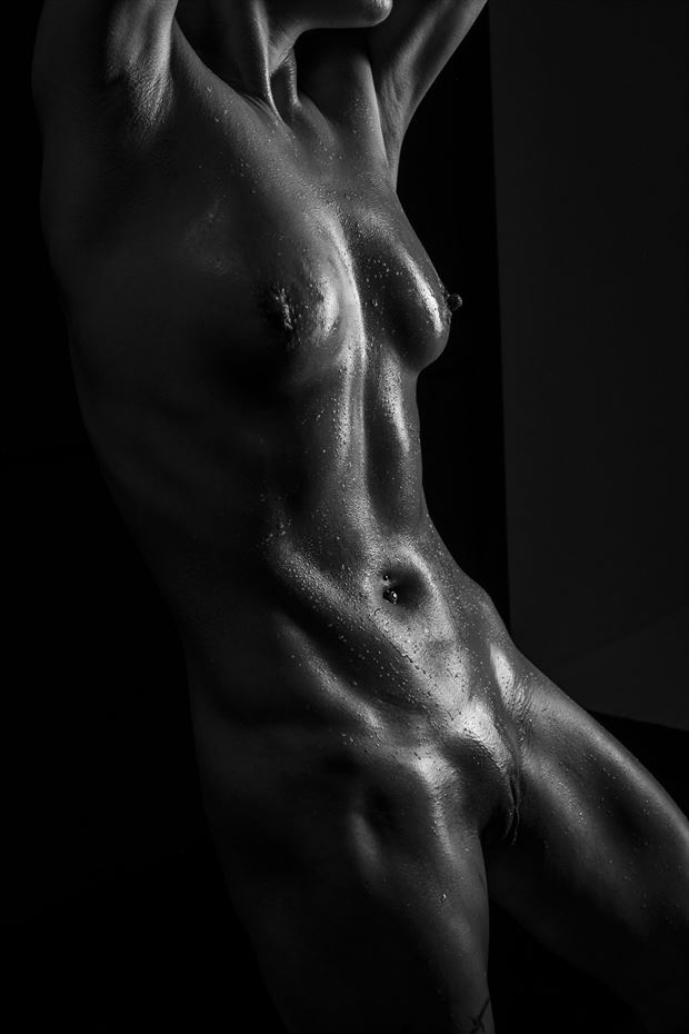 strong torso in shadows erotic artwork by model blackswann_portfolio
