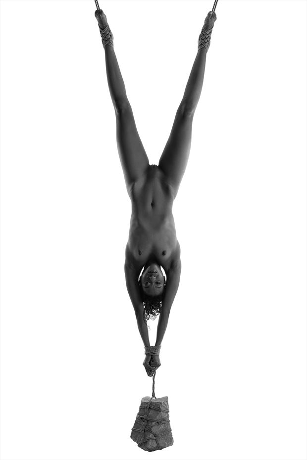 strung up artistic nude photo by photographer genuineburke