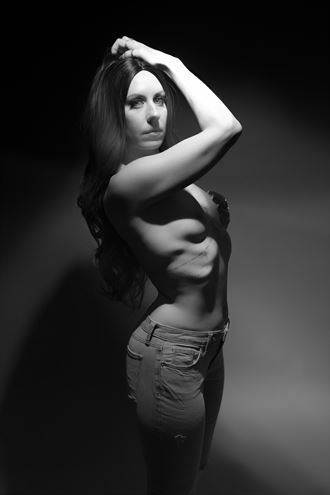 studio lighting implied nude photo by photographer mike lawrence