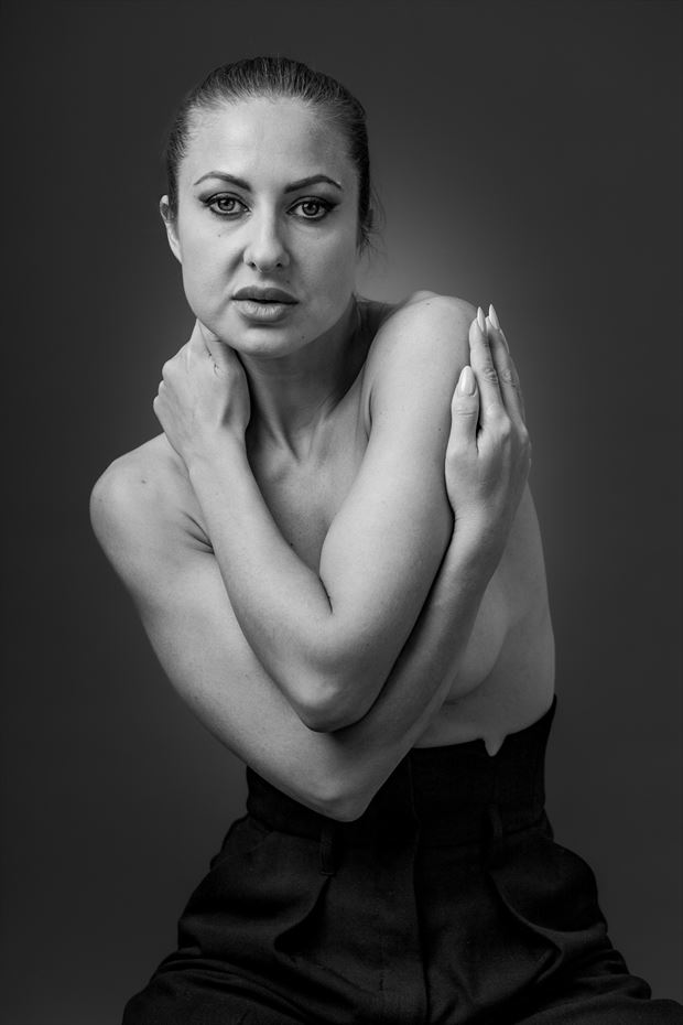 studio lighting implied nude photo by photographer mskeetphoto