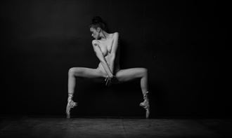swayed artistic nude photo by model aurora red