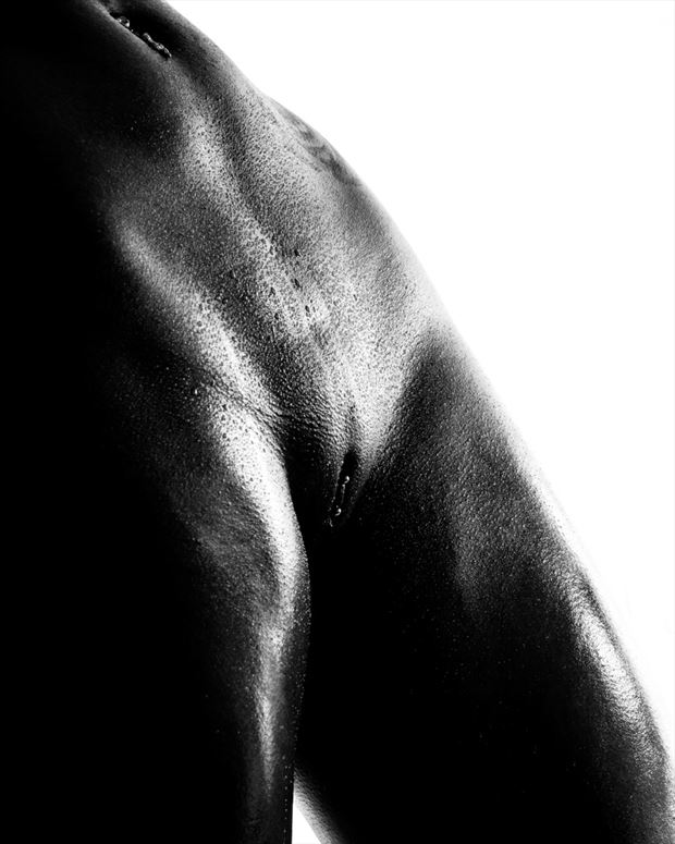 sweat artistic nude photo by photographer chad breeze naujoks
