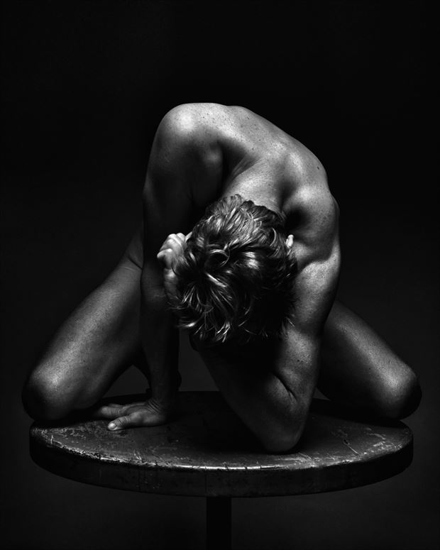 table top 3 artistic nude photo by photographer r pedersen