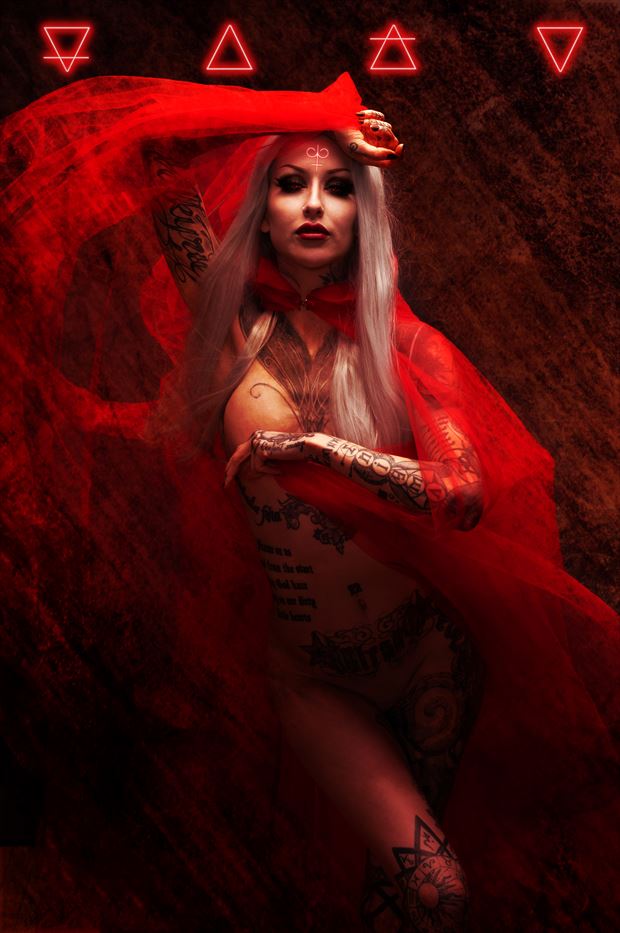 tattoos alternative model photo by photographer michaeljhuxley