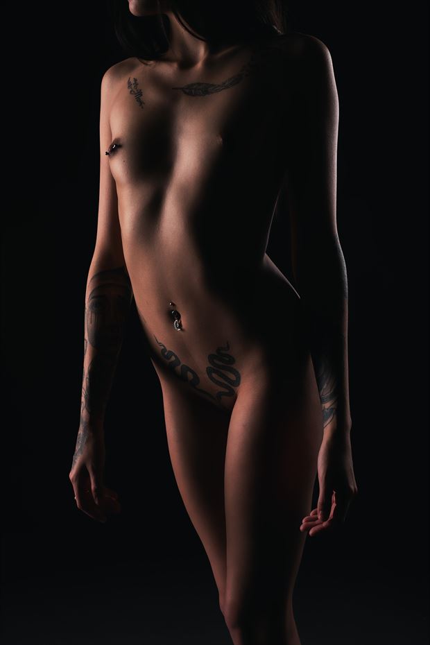tattoos studio lighting photo by photographer cameron534
