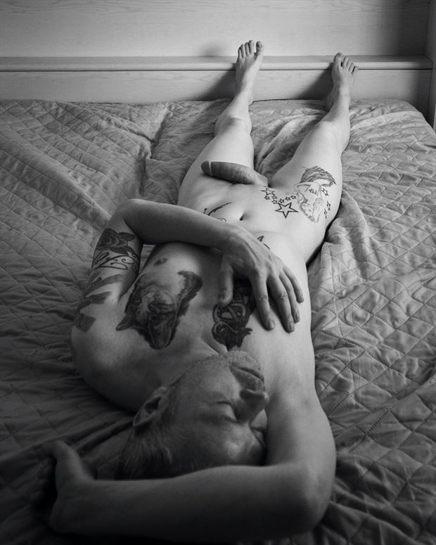 tatts artistic nude photo by model marschmellow