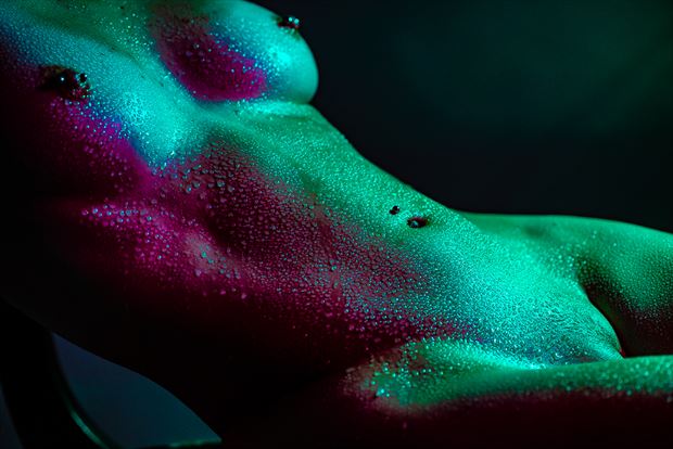 technicolor hallucinations artistic nude photo by photographer obscura memento