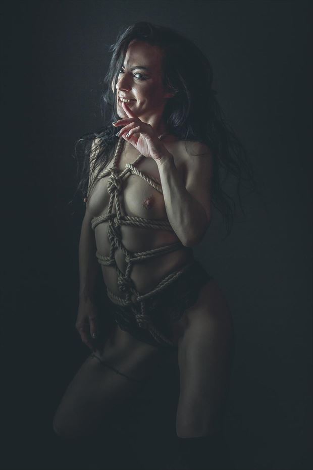 that flirty rope bunny artistic nude photo by model blackswann_portfolio