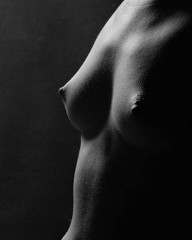 the beauty in detail of jordan sensual photo by photographer studio2107