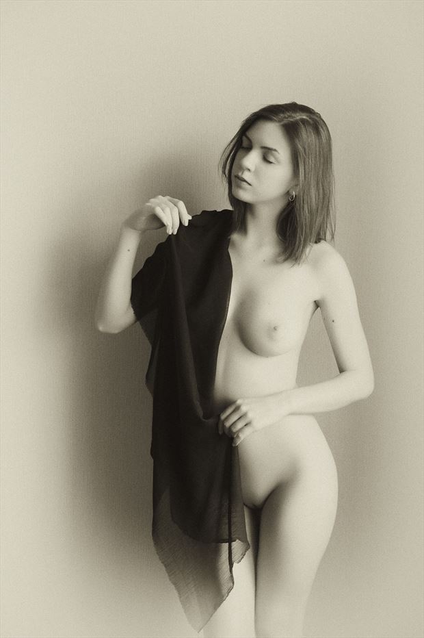 the black veil artistic nude photo by photographer nobudds
