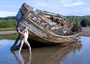the castaway artistic nude photo by photographer richard maxim