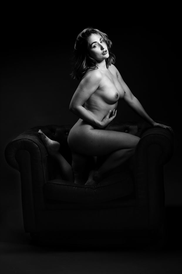 the chair vii rachelle artistic nude photo by photographer joseph eldridge