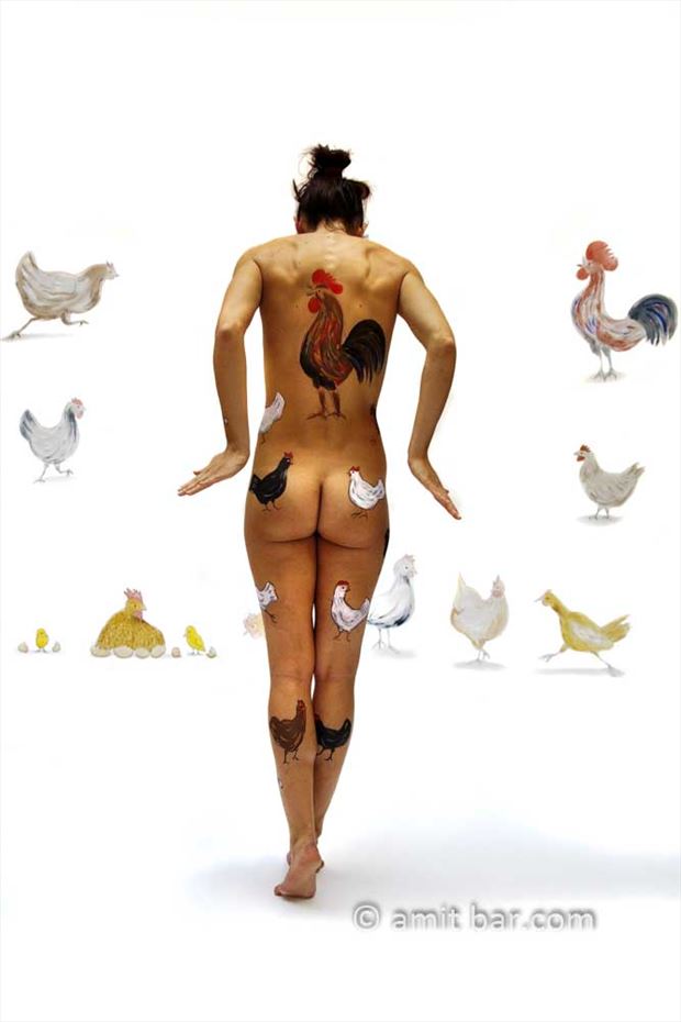 the chicken i body painting artwork by photographer bodypainter