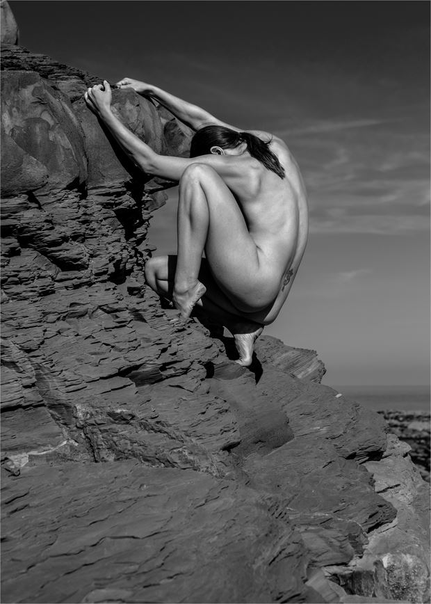 the climber artistic nude photo by photographer wavepower