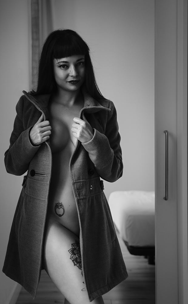 the coat artistic nude photo by photographer germansc