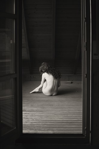 the door Artistic Nude Photo by Artist inglelandi