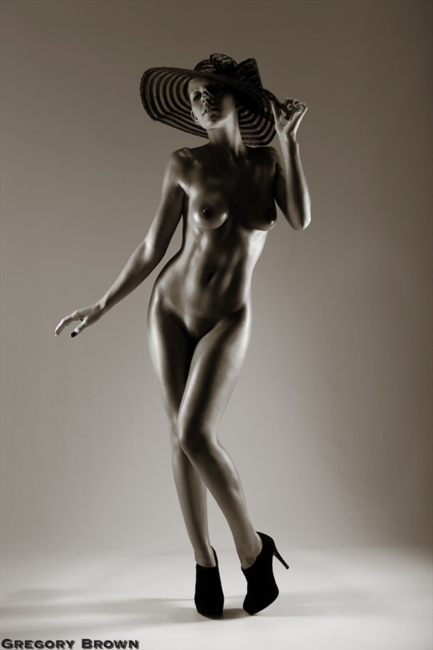 the elegant lady Artistic Nude Photo by Model Chika